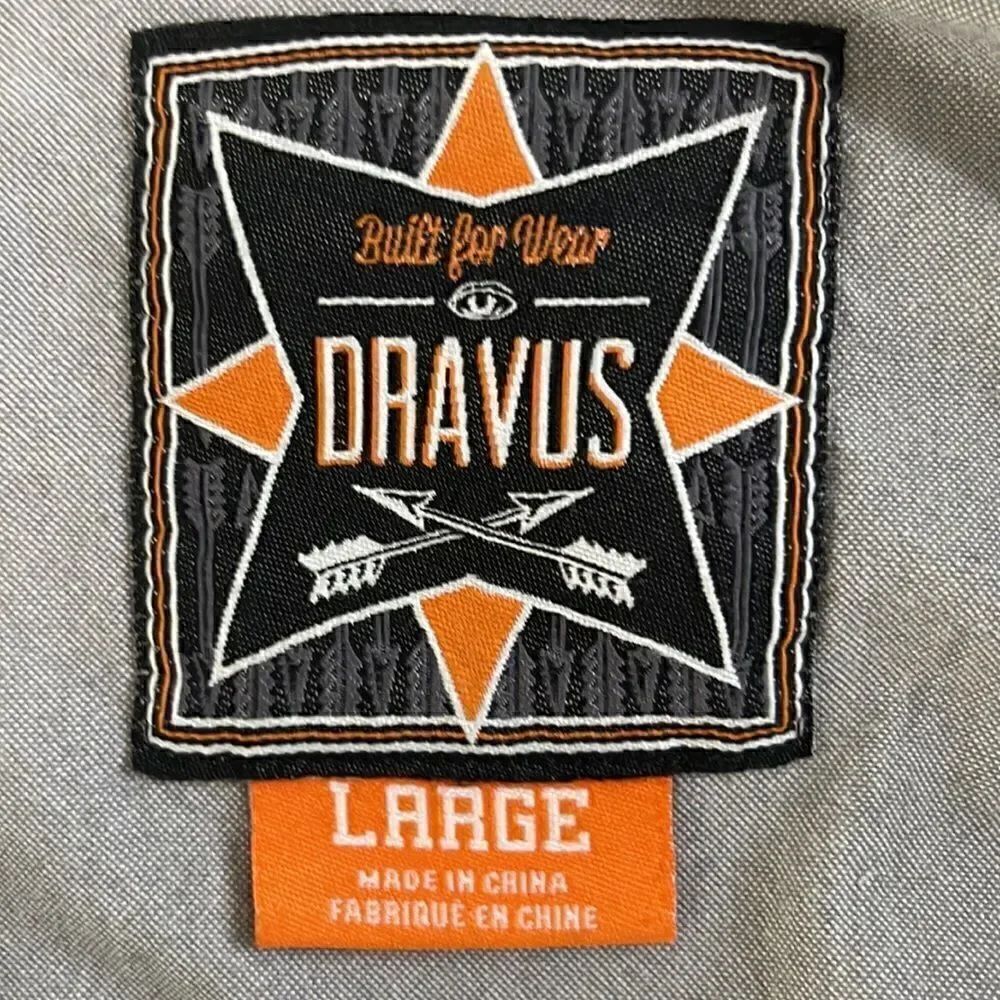 Dravus button up shirt.  Grey.  Size Large. - Picture 3 of 6